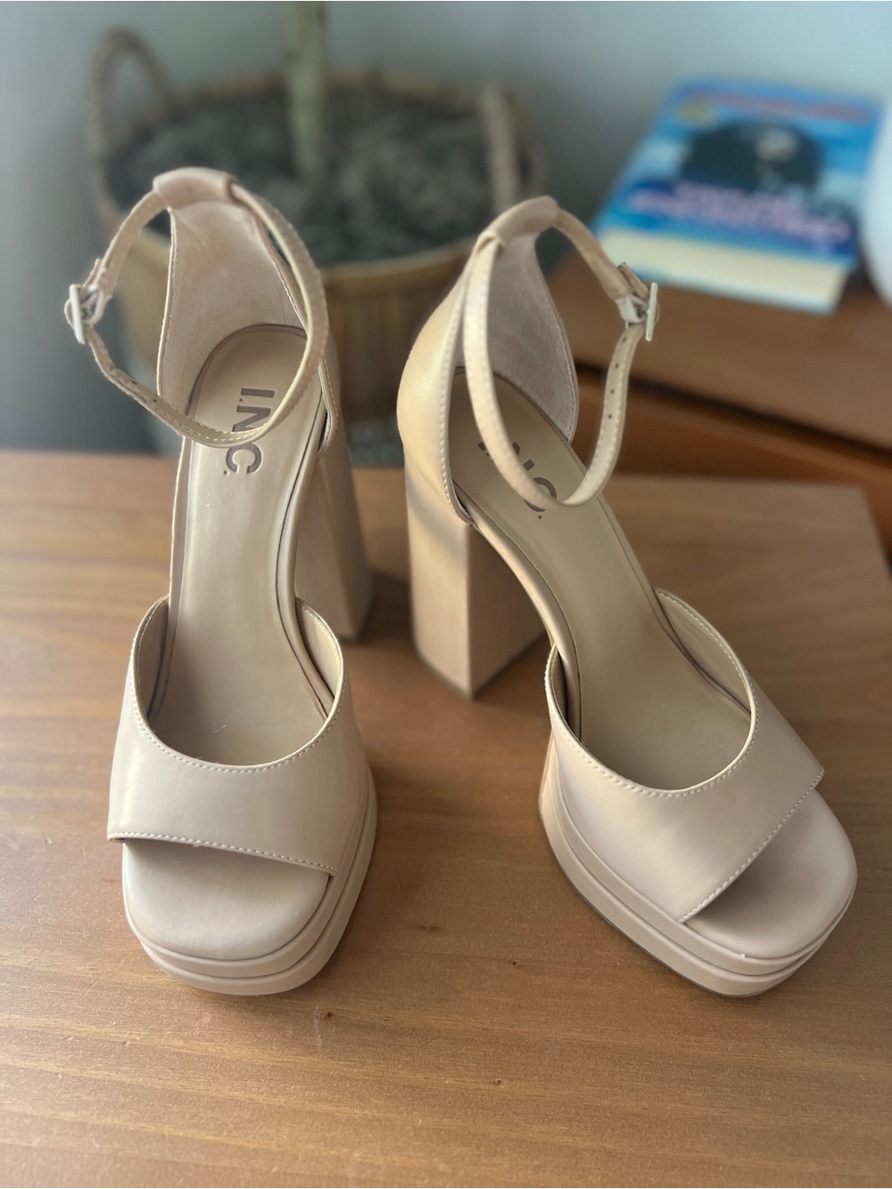 INC International Concepts Beige Platform Block Heel Sandals size 6